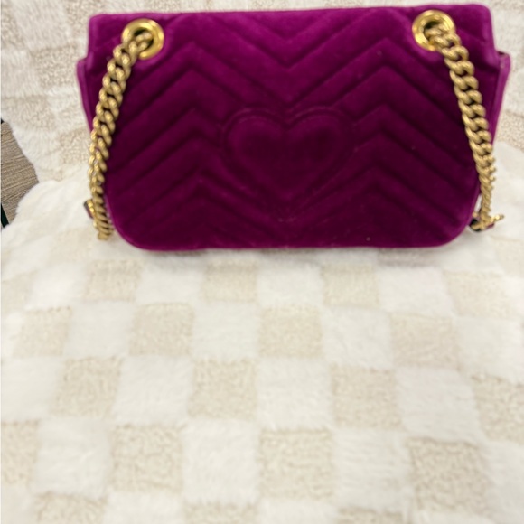Gucci Marmont velvet chain bag - Picture 2 of 4